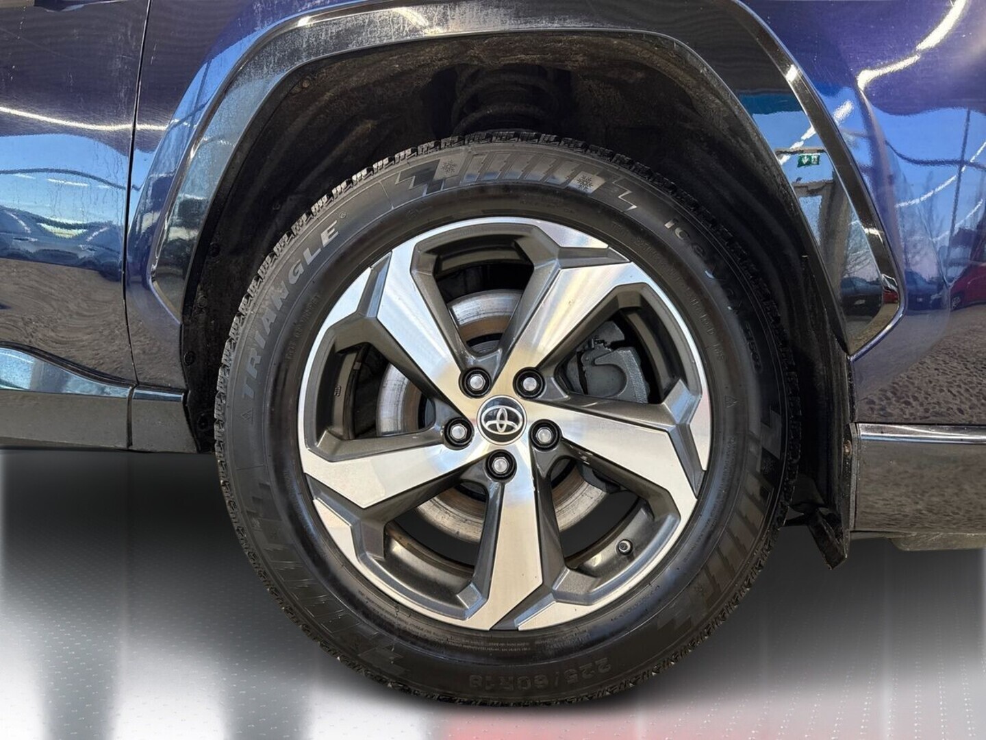 TOYOTA RAV4 Plug-in 2021