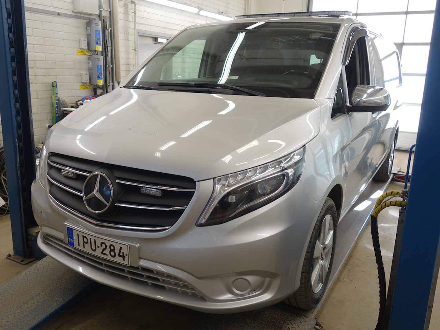 MERCEDES-BENZ Vito 2023