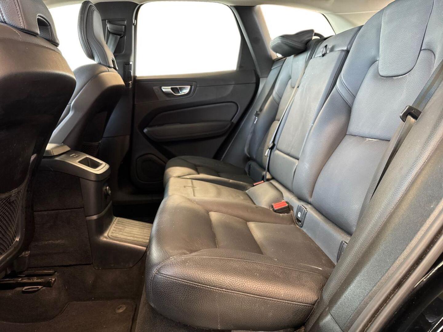 VOLVO XC60 10