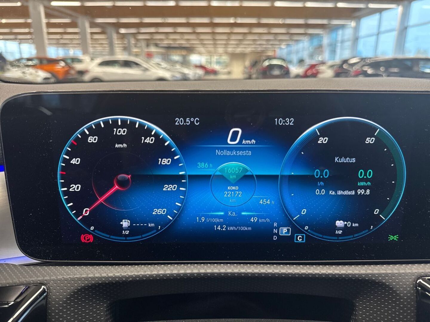 MERCEDES-BENZ CLA 17