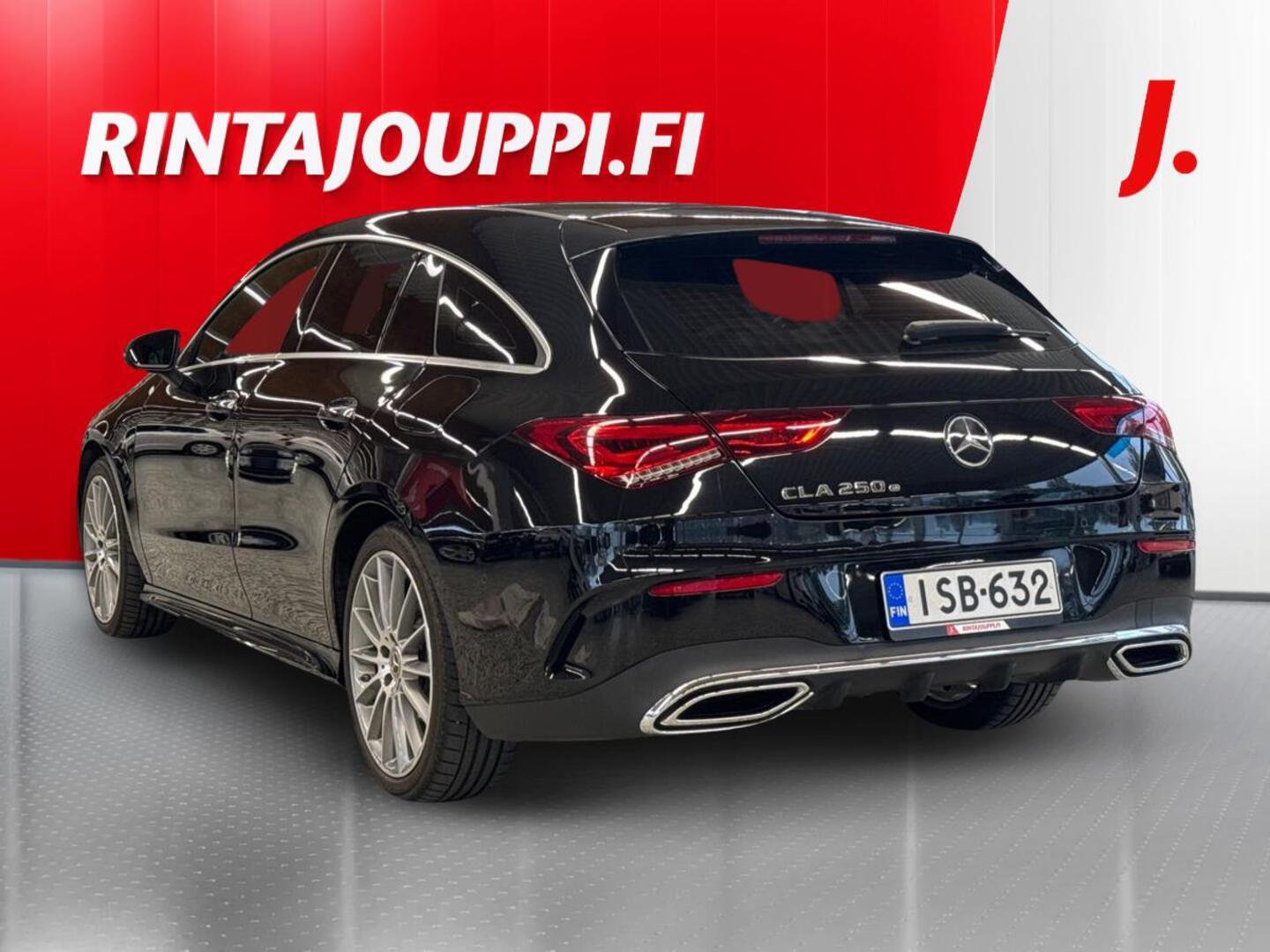 MERCEDES-BENZ CLA 2