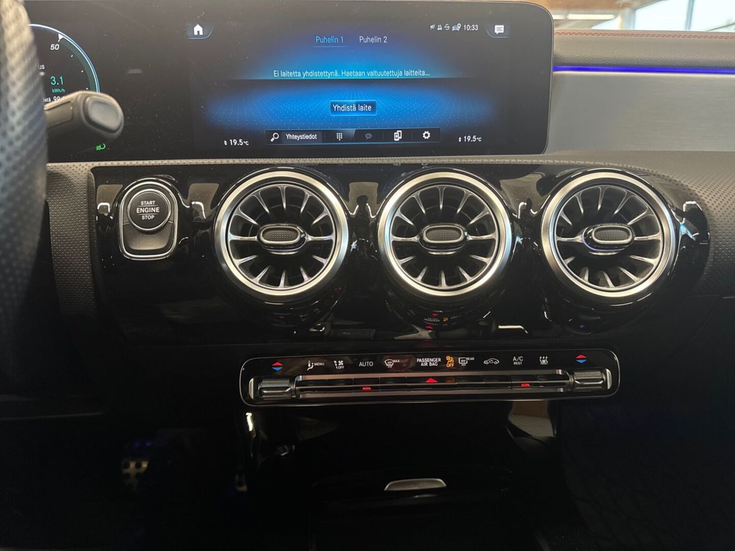 MERCEDES-BENZ CLA 22