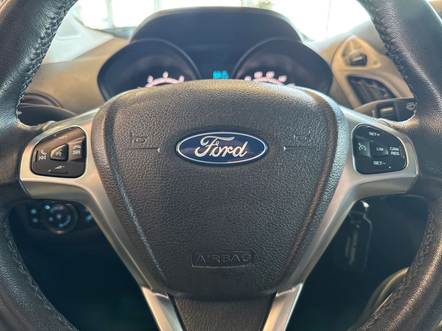FORD Tourneo Courier 2020