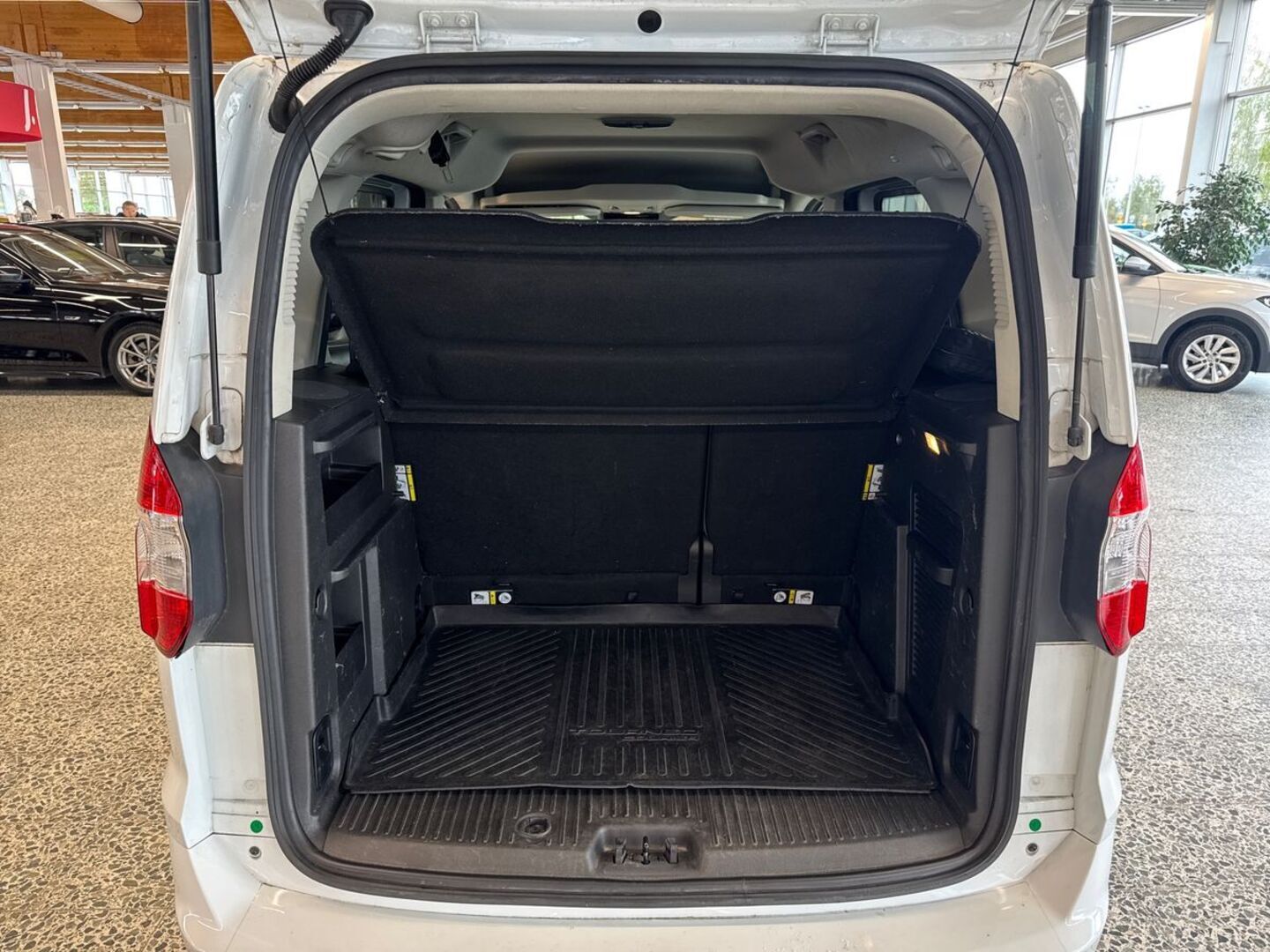 FORD Tourneo Courier 2020