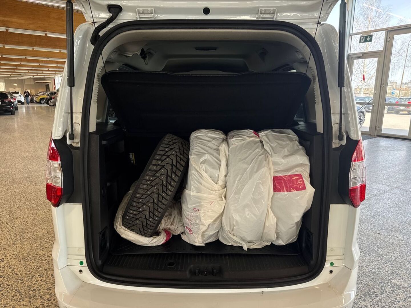 FORD Tourneo Courier 2020