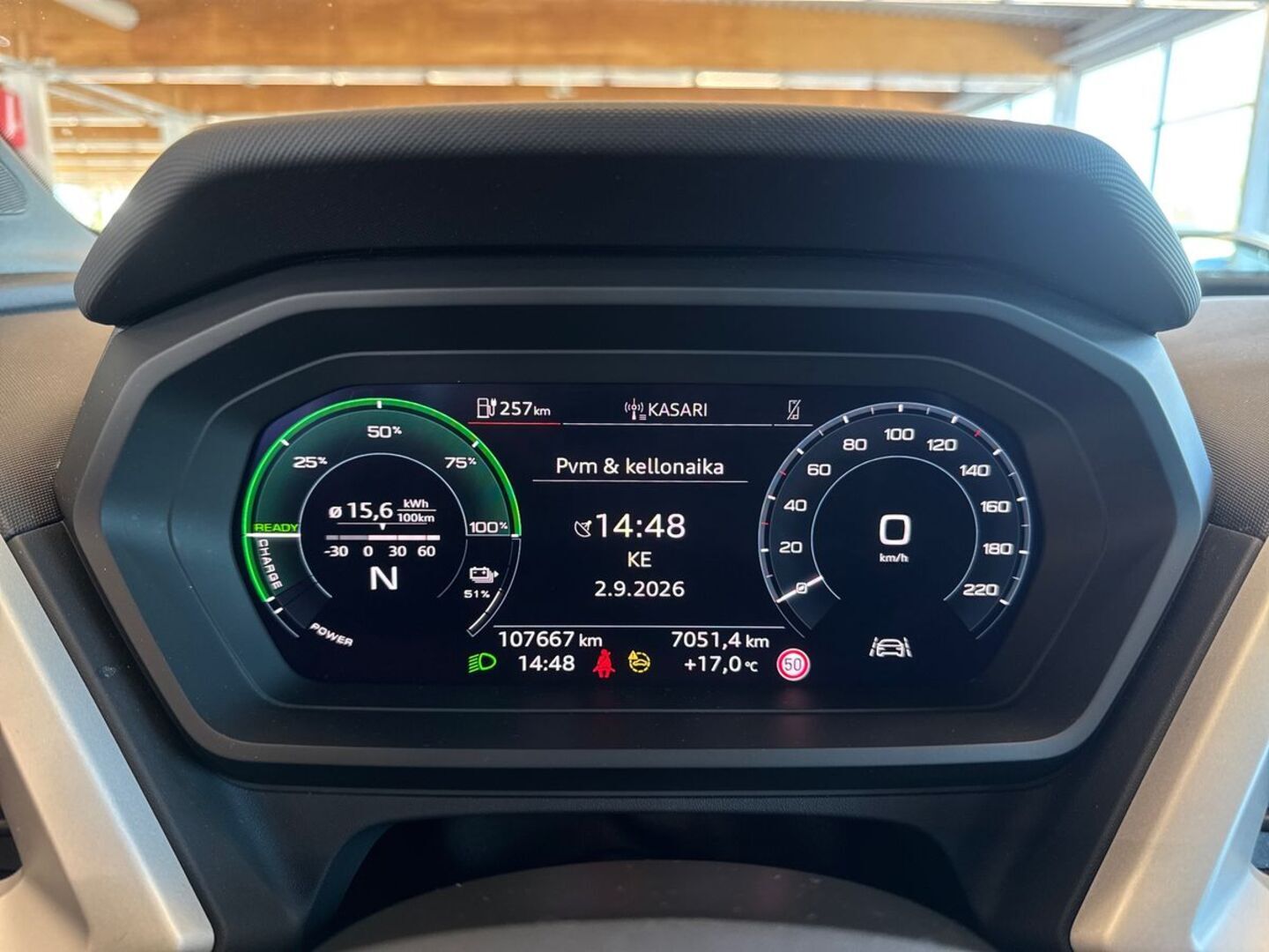AUDI Q4 e-tron 16