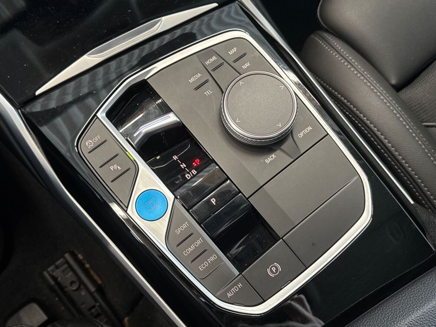 BMW i4 23