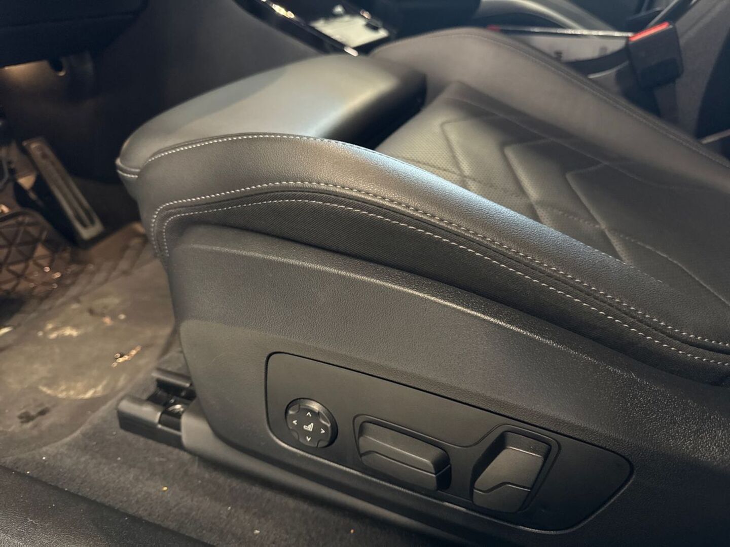BMW iX2 24
