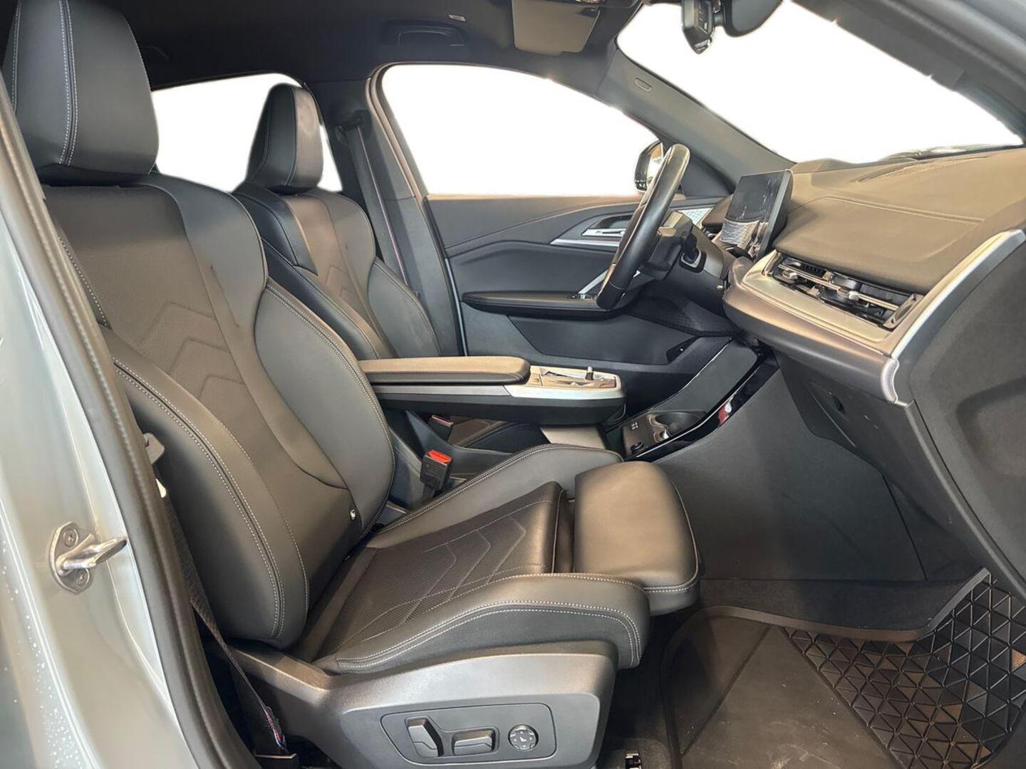 BMW iX2 9