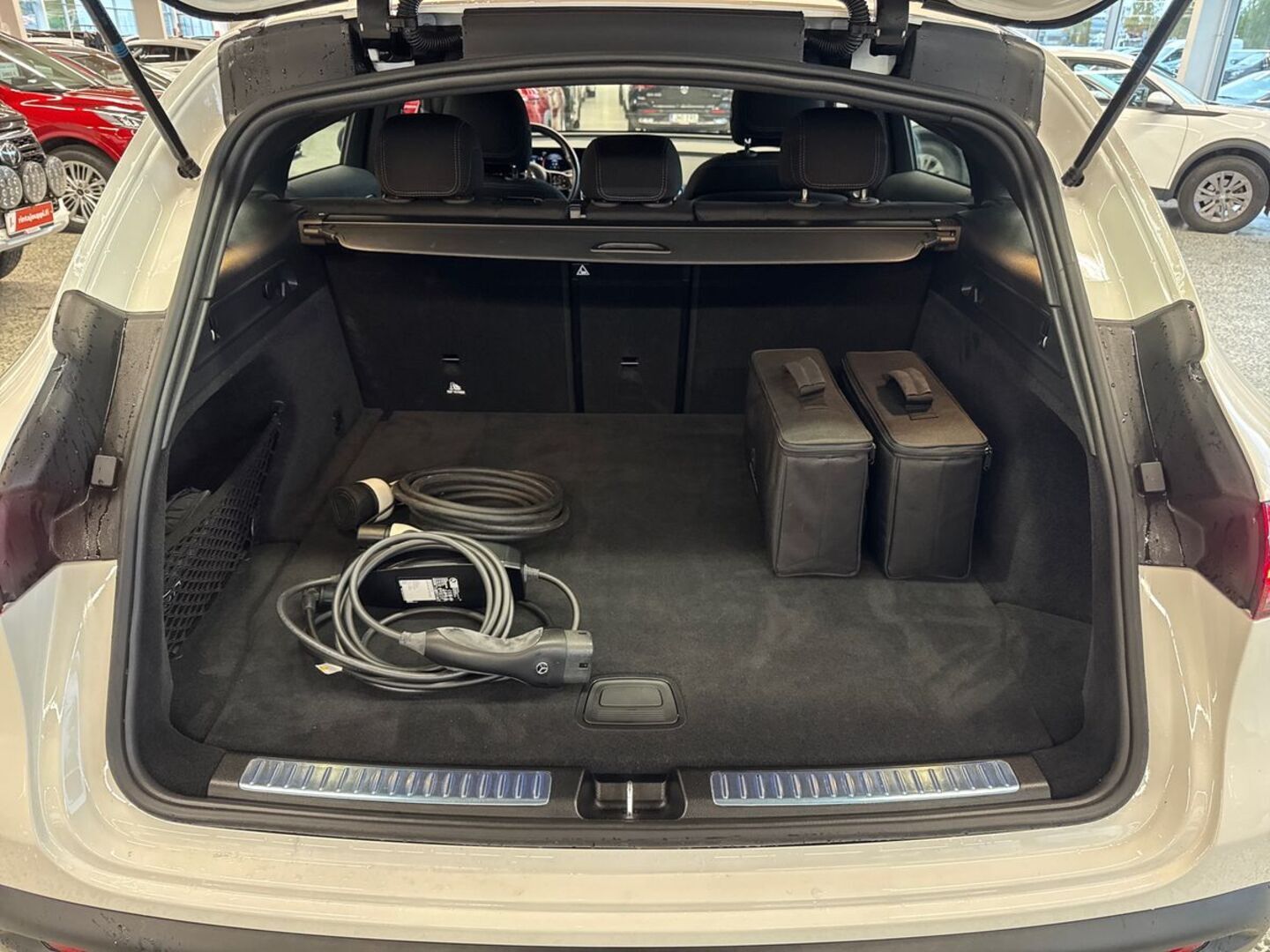 MERCEDES-BENZ EQC 2022