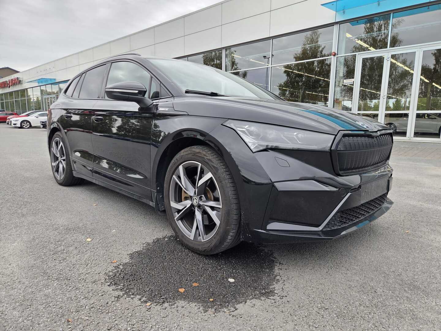 SKODA Enyaq 2023