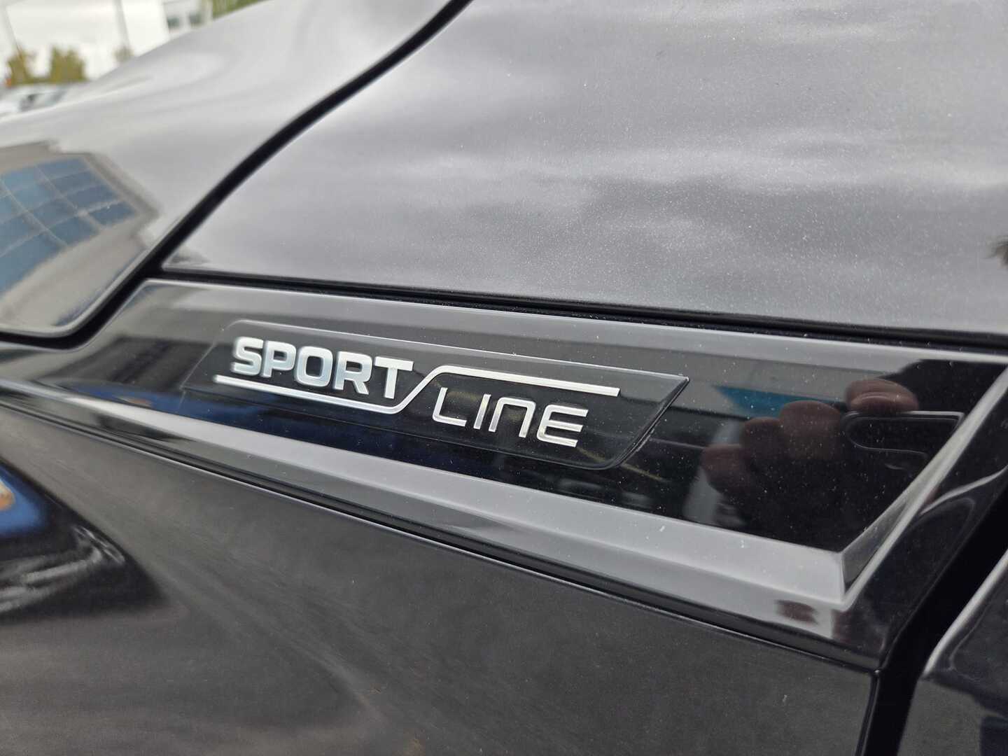 SKODA Enyaq 2023