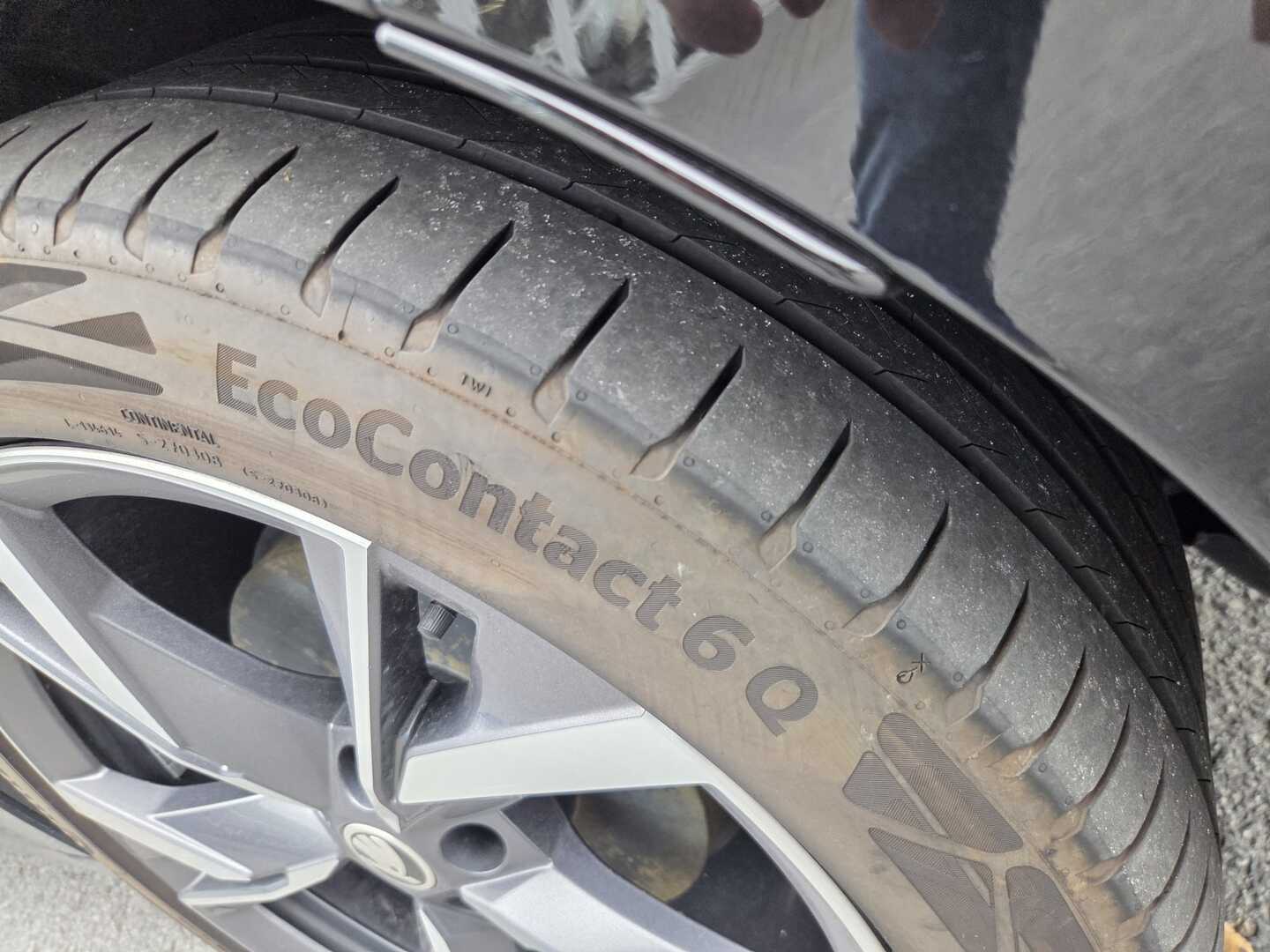 SKODA Enyaq 2023