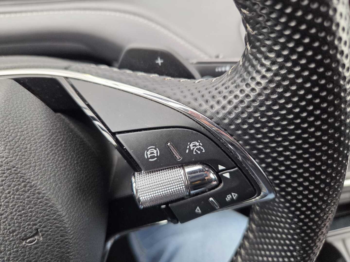 SKODA Enyaq 2023