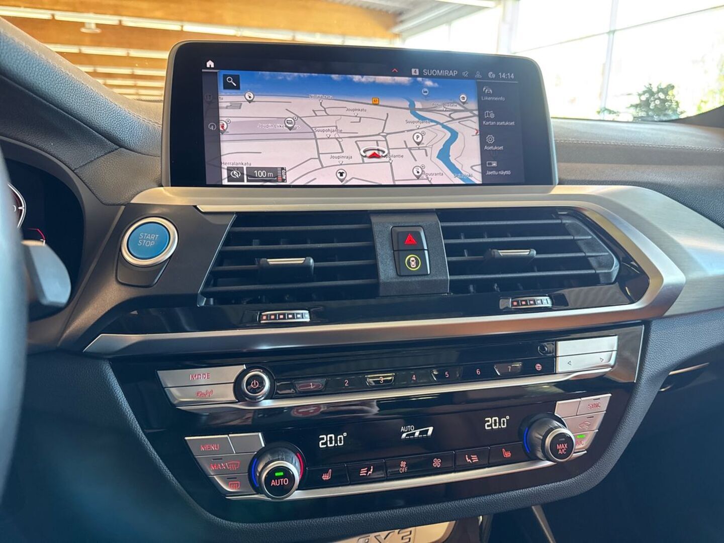 BMW iX3 21
