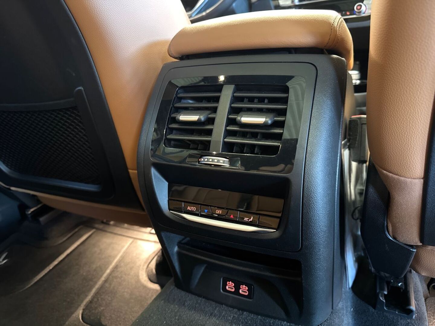 BMW iX3 25