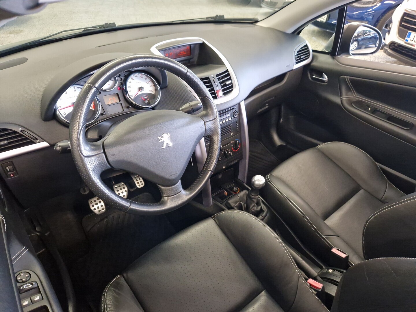 PEUGEOT 207 2008