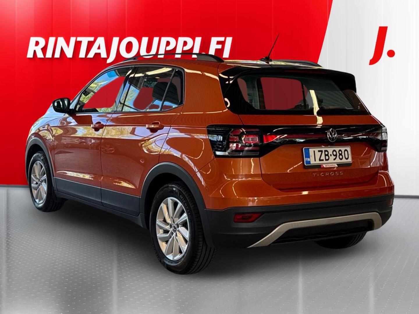 VOLKSWAGEN T-Cross 2