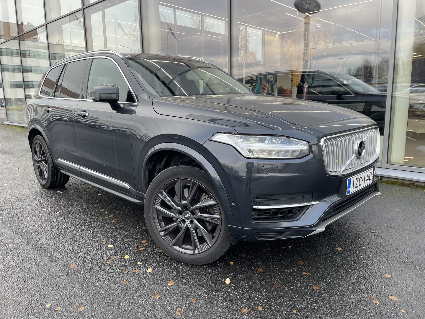 VOLVO XC90 2019