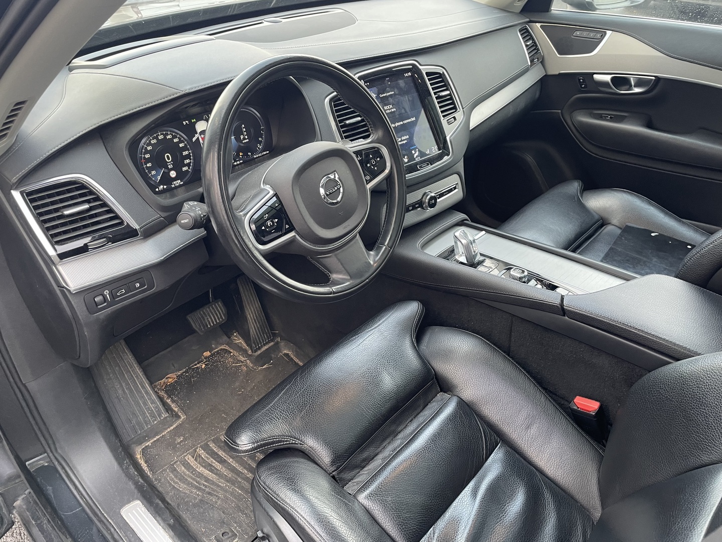 VOLVO XC90 2019