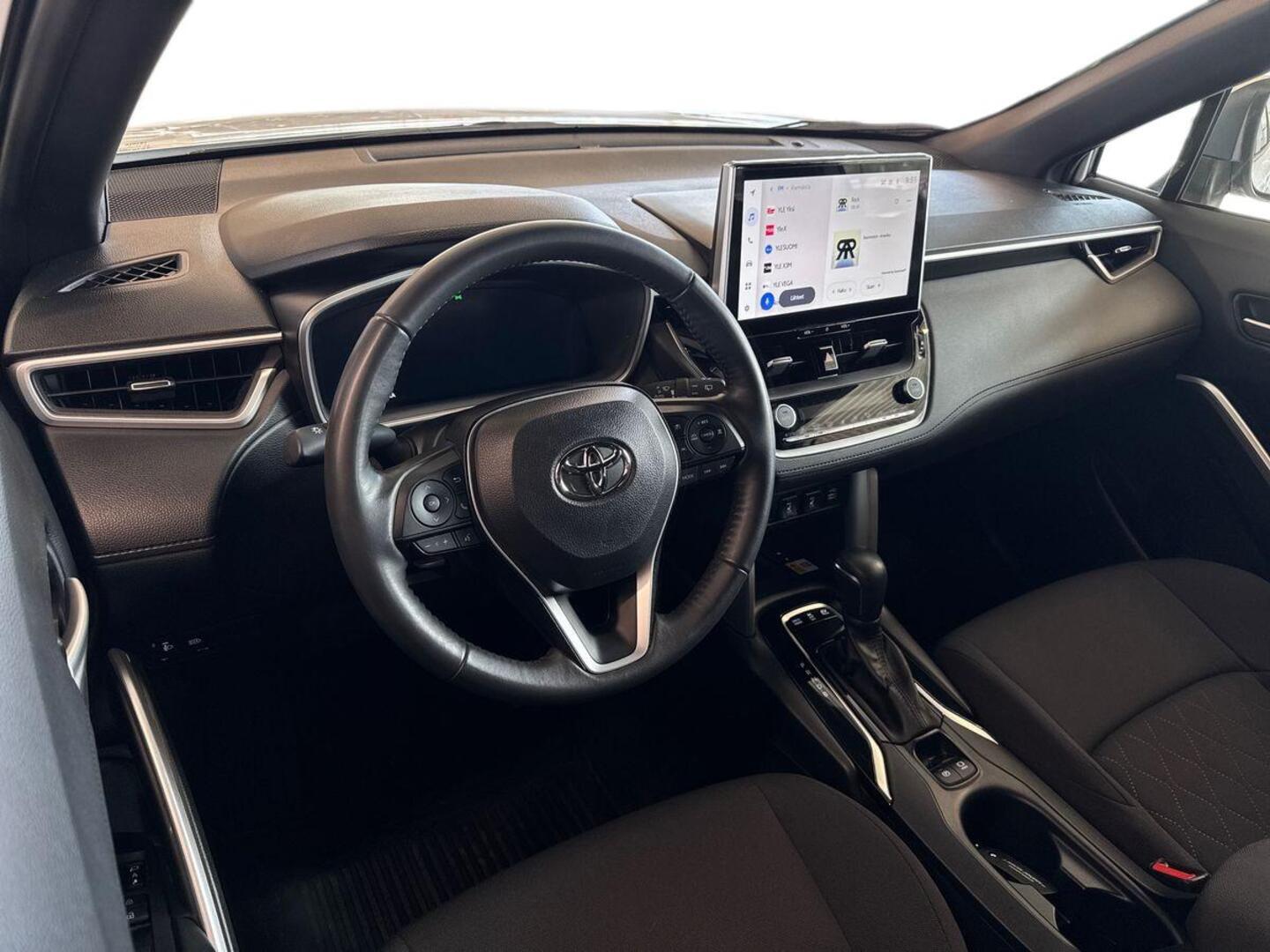TOYOTA Corolla Cross 2024