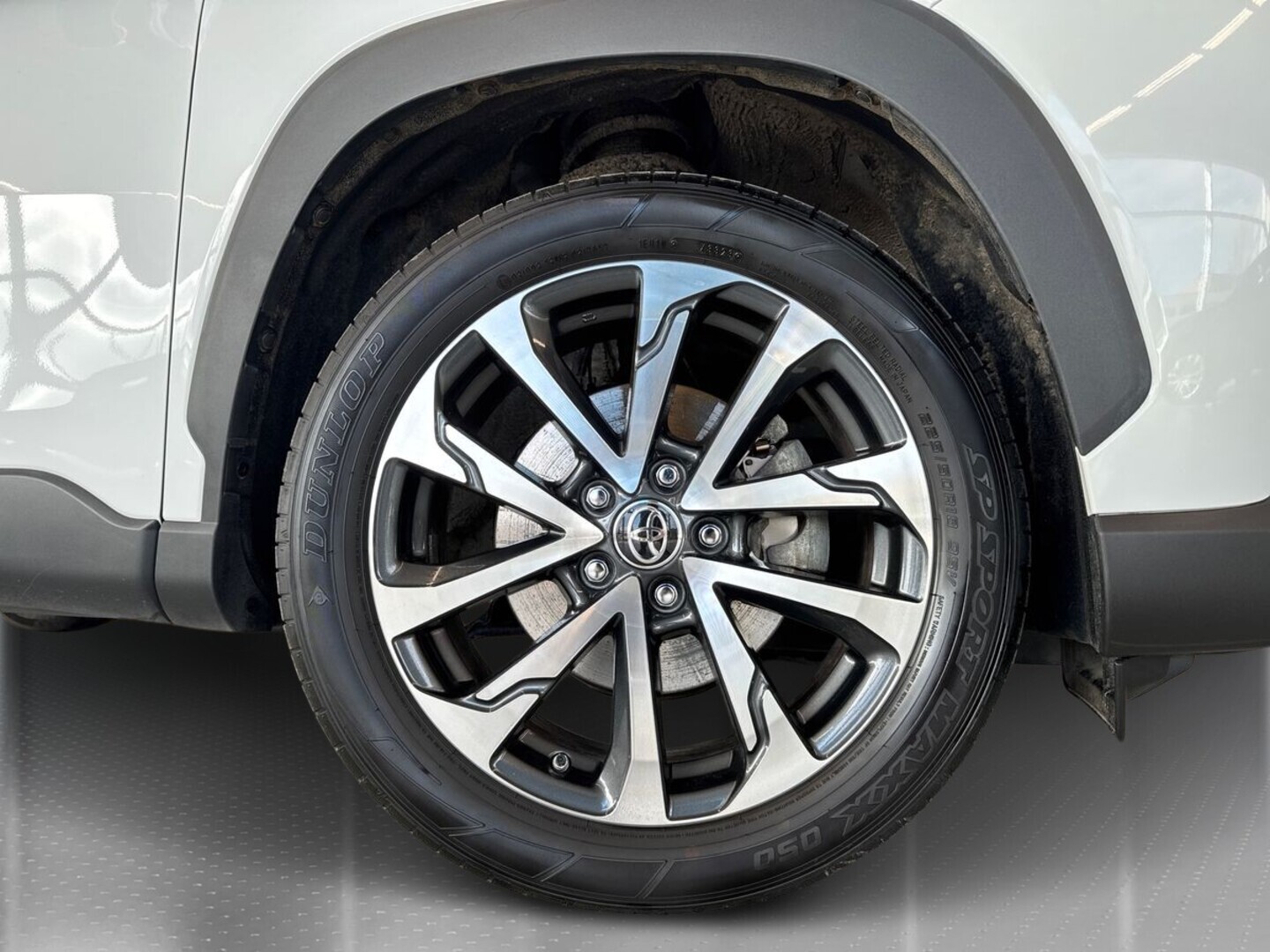 TOYOTA Corolla Cross 2024