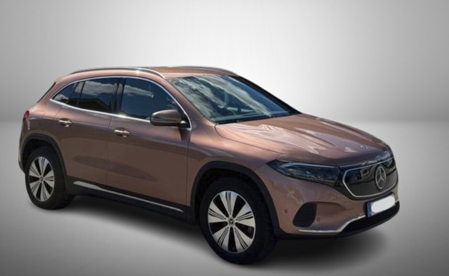 MERCEDES-BENZ EQA 2024