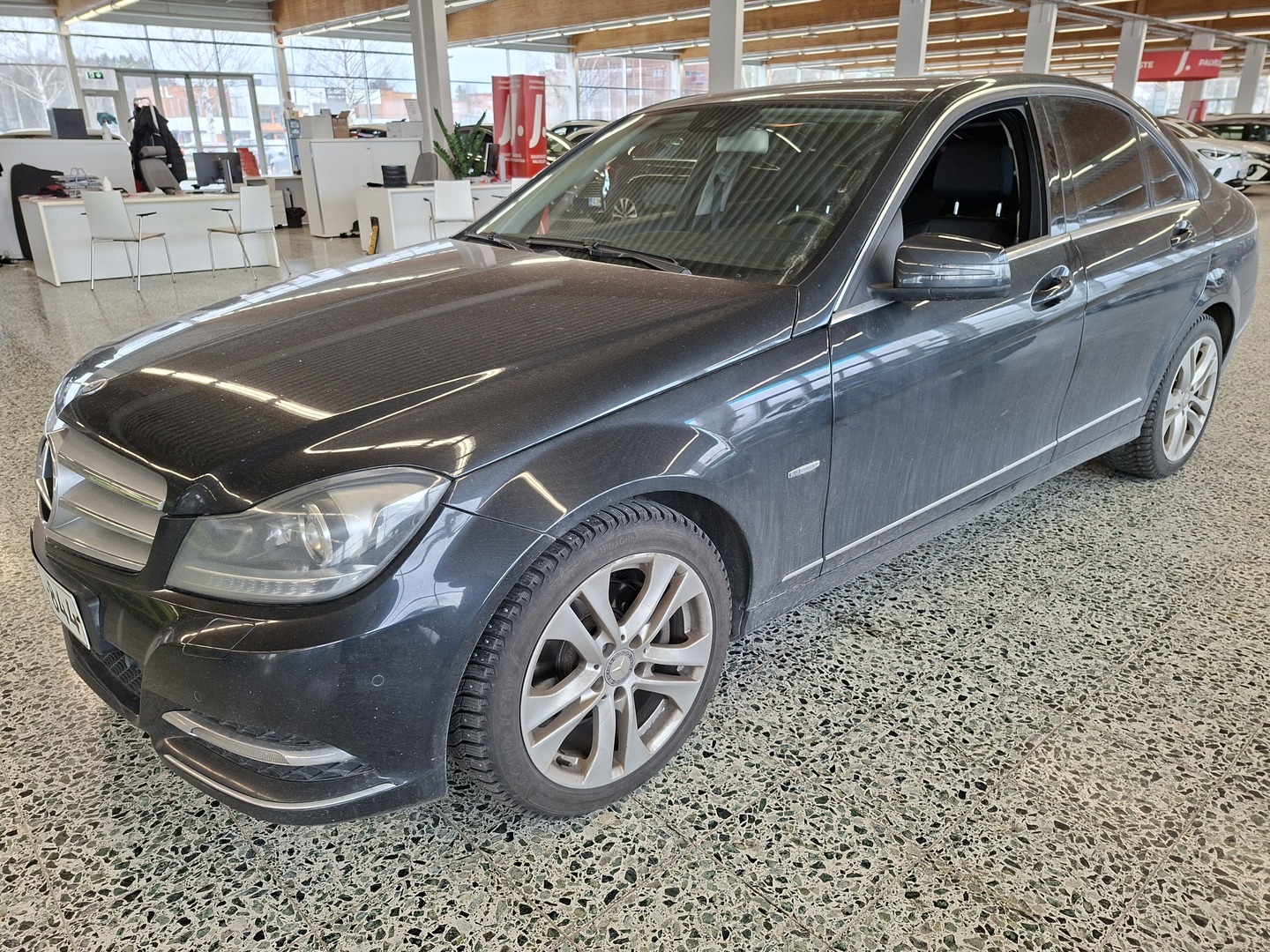 MERCEDES-BENZ C 2011
