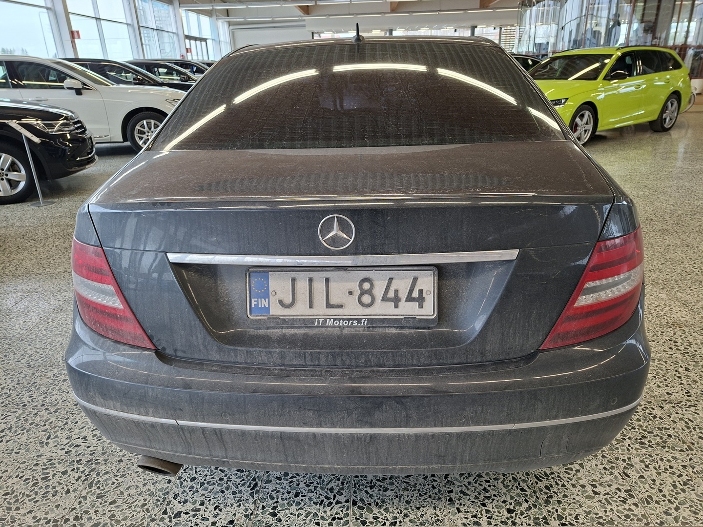 MERCEDES-BENZ C 2011