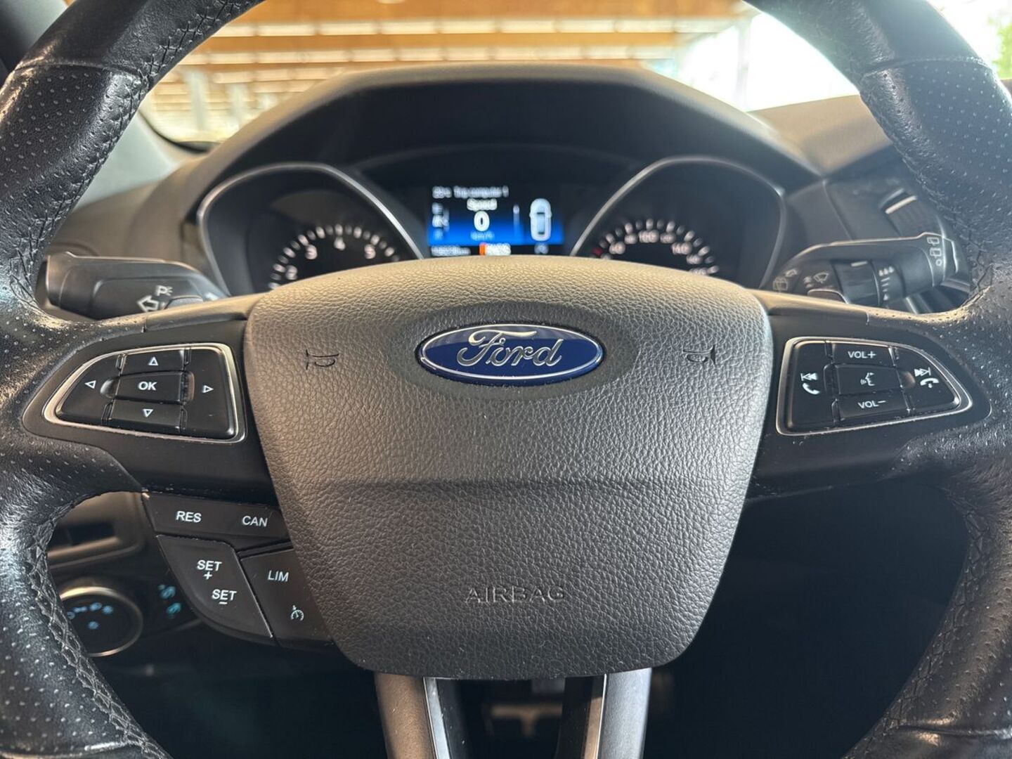 FORD Focus 17
