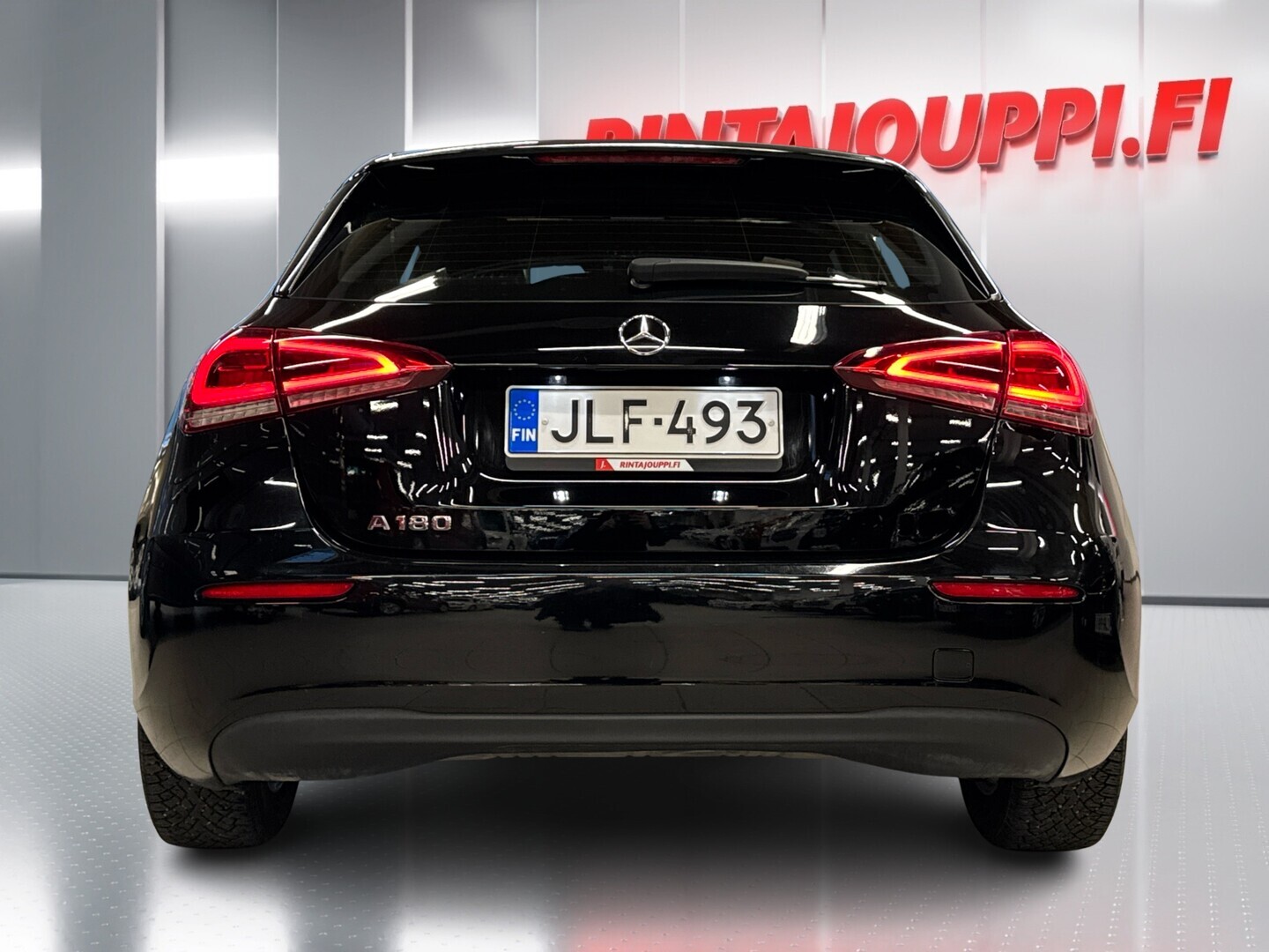 MERCEDES-BENZ A 2019