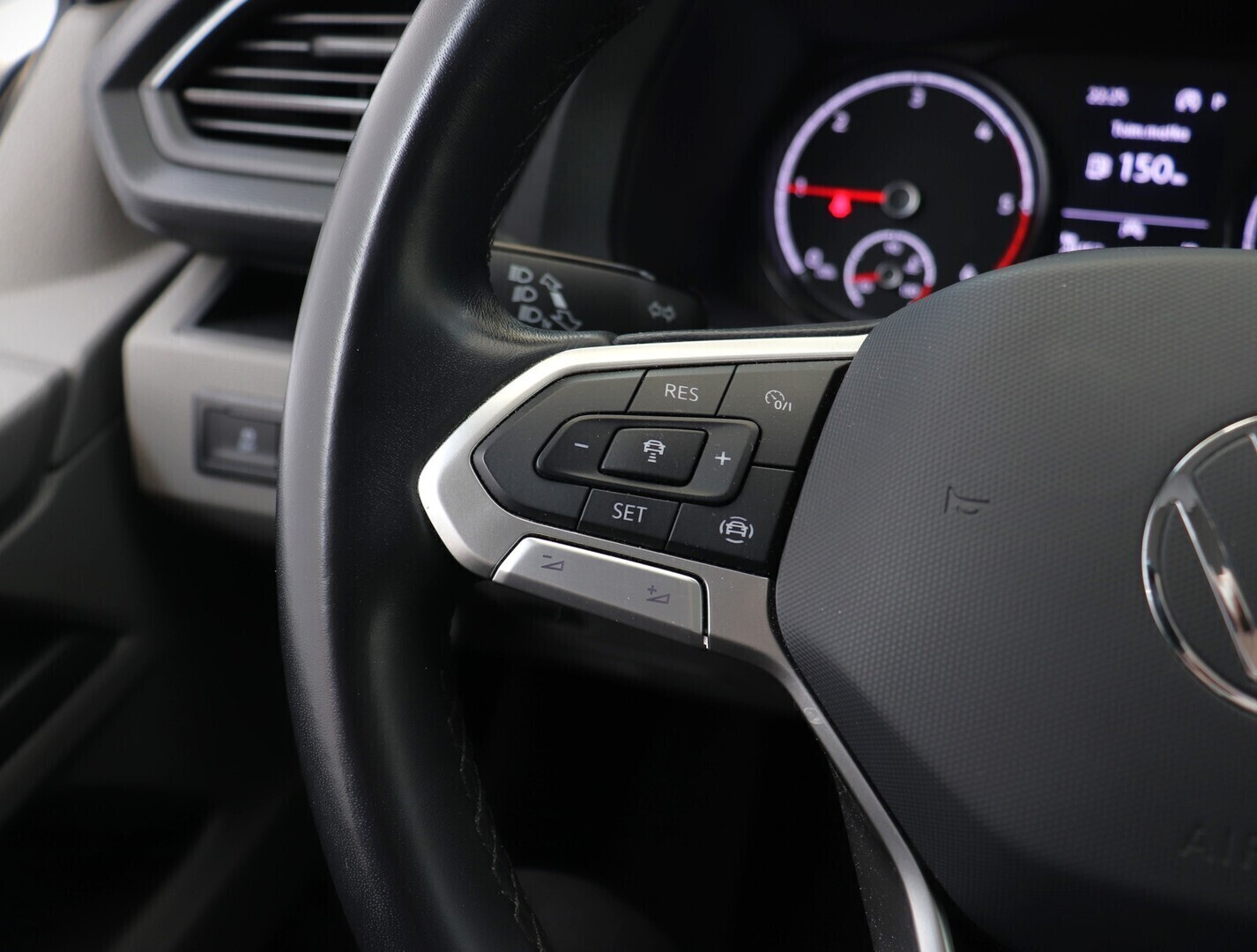 VOLKSWAGEN Transporter 2022