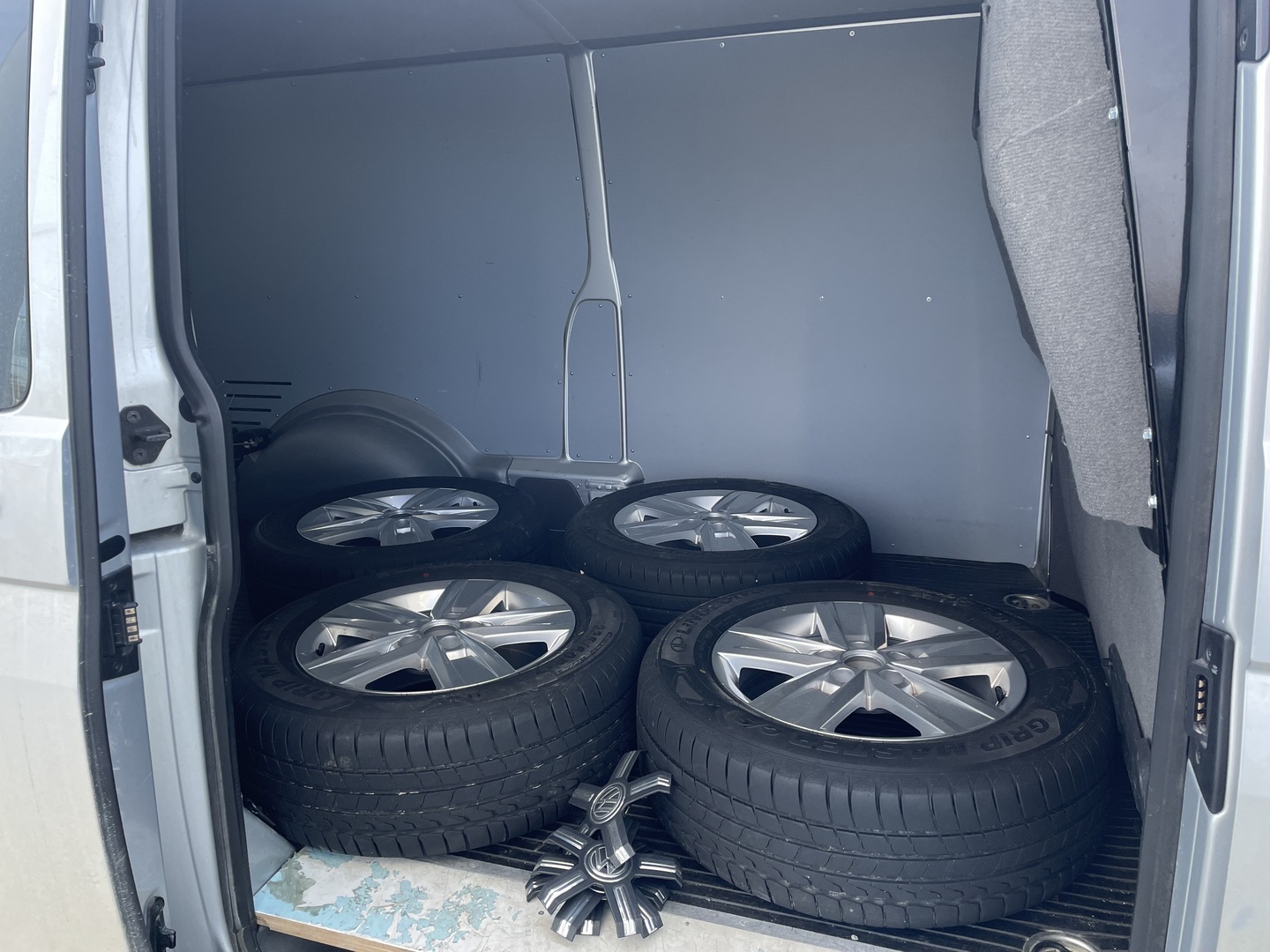 VOLKSWAGEN Transporter 2022