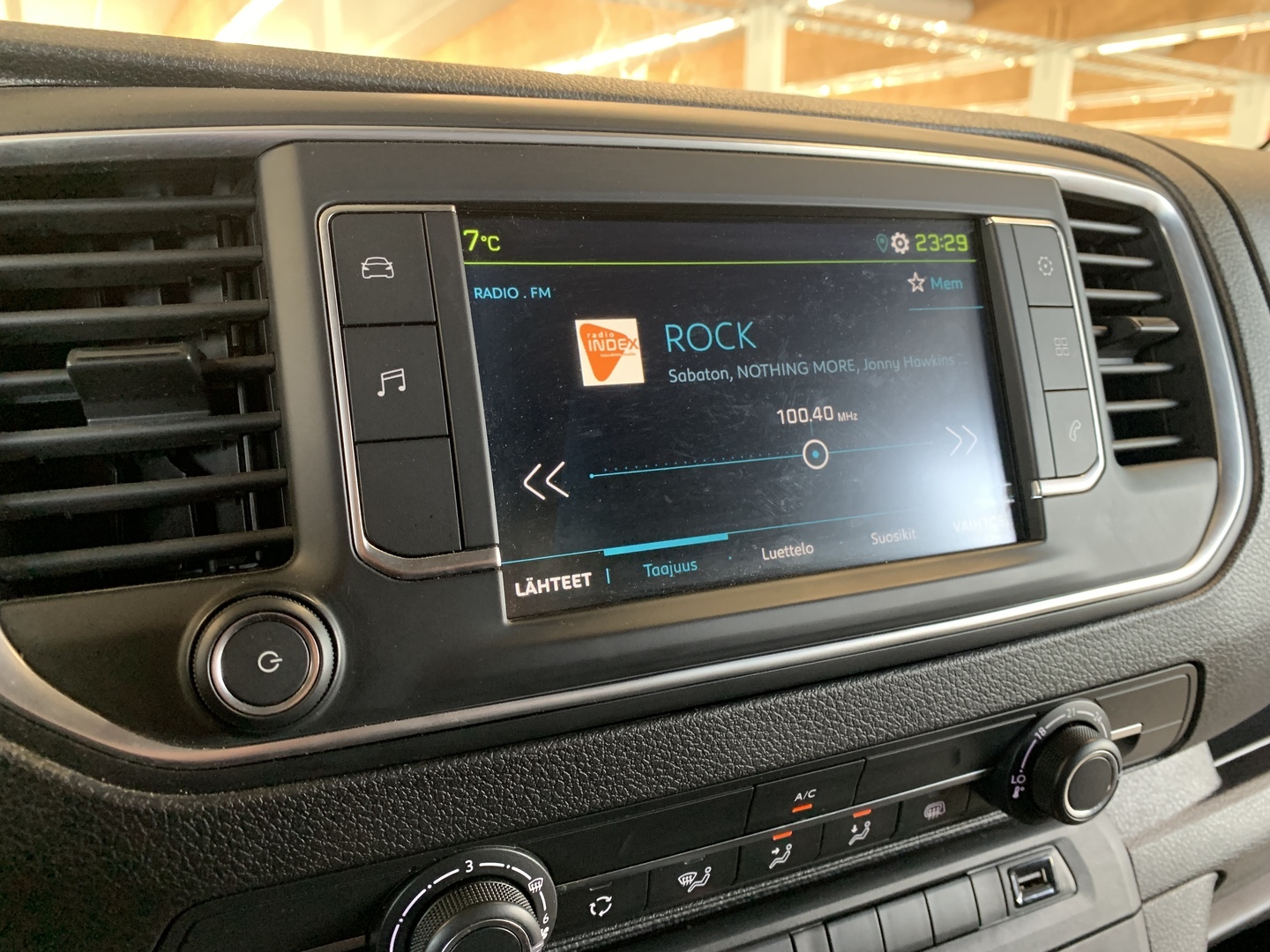 PEUGEOT e-Expert 2025