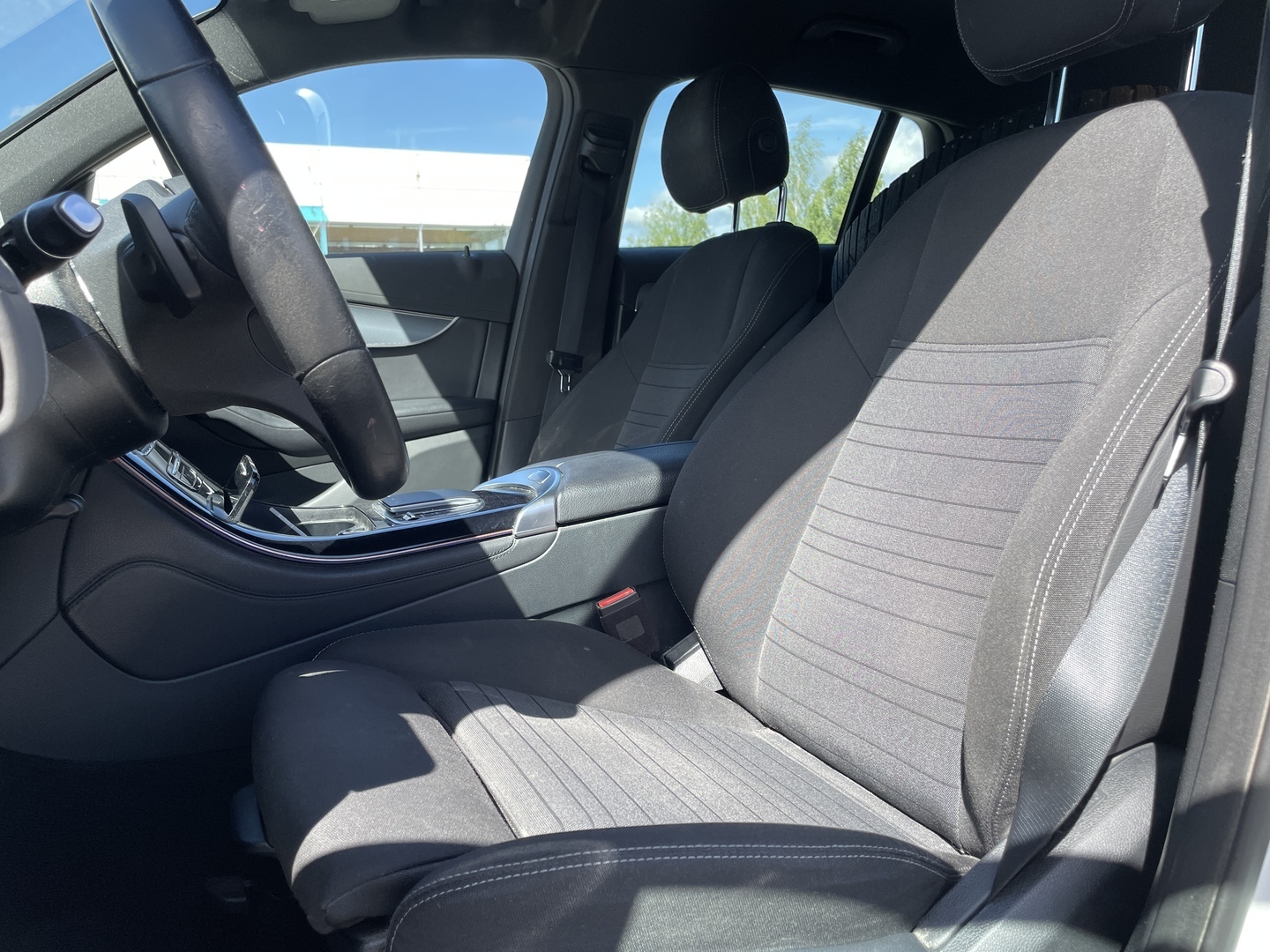MERCEDES-BENZ EQC 2021