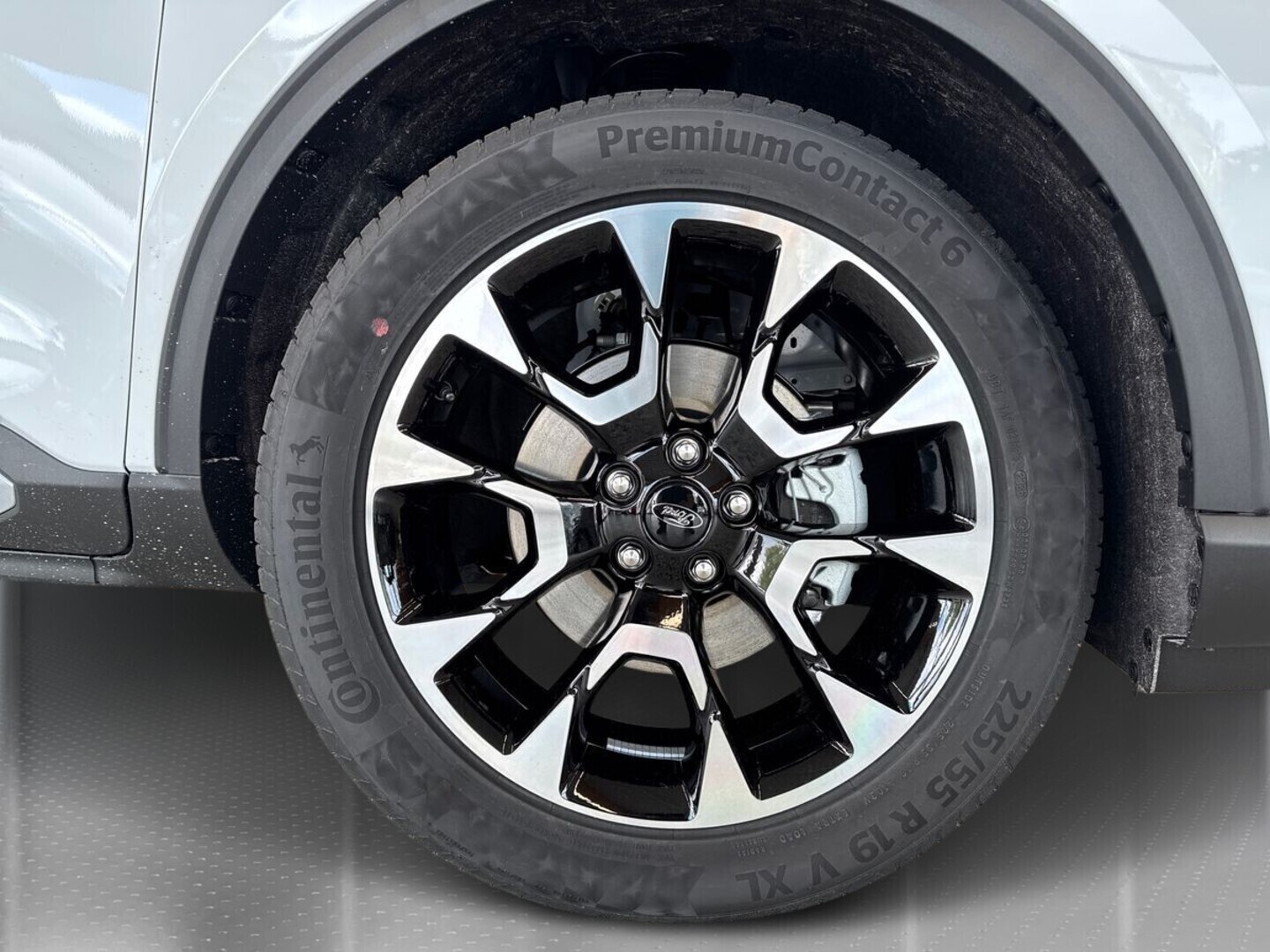 FORD Kuga 10