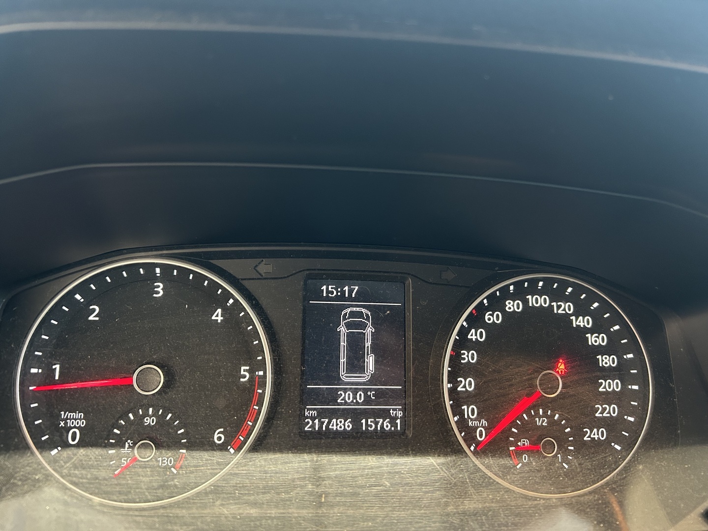 VOLKSWAGEN Caravelle 2016