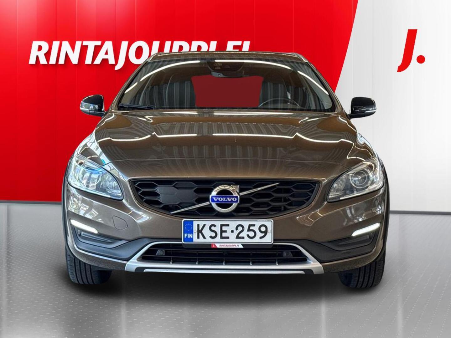 VOLVO V60 Cross Country 2016