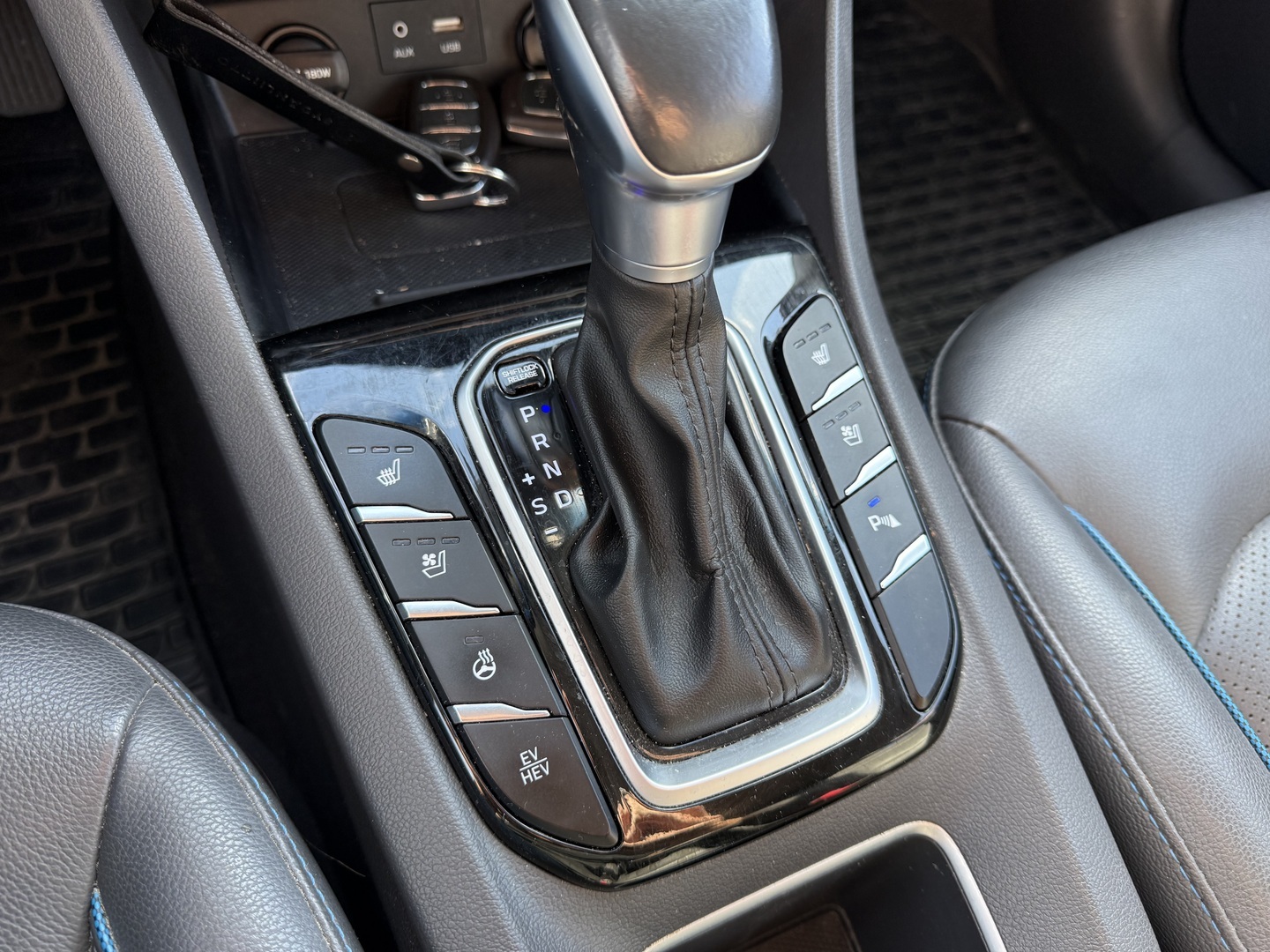 HYUNDAI IONIQ plug-in 2017