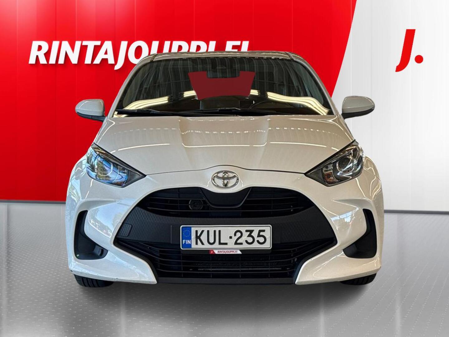 TOYOTA Yaris 3