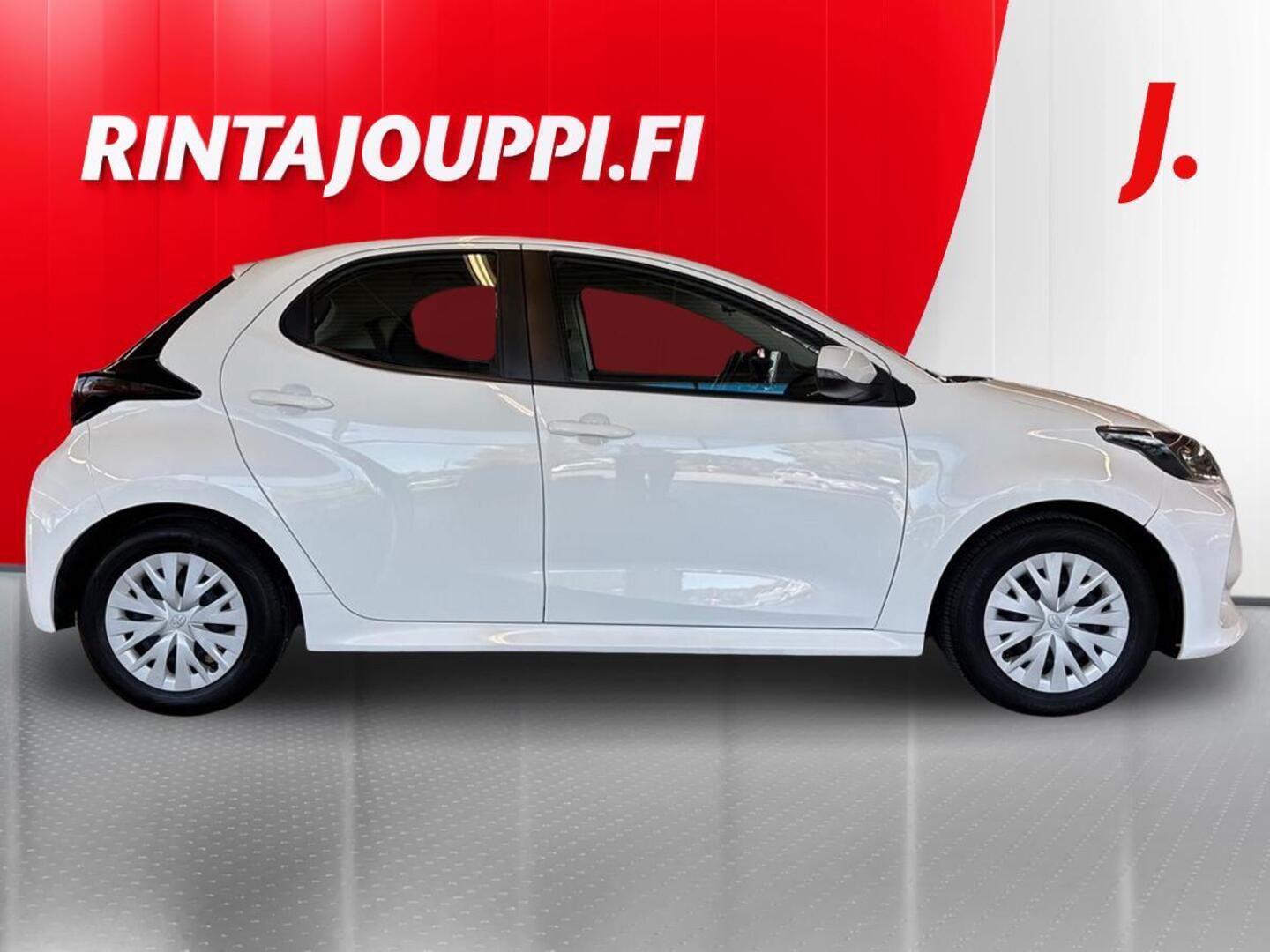 TOYOTA Yaris 6