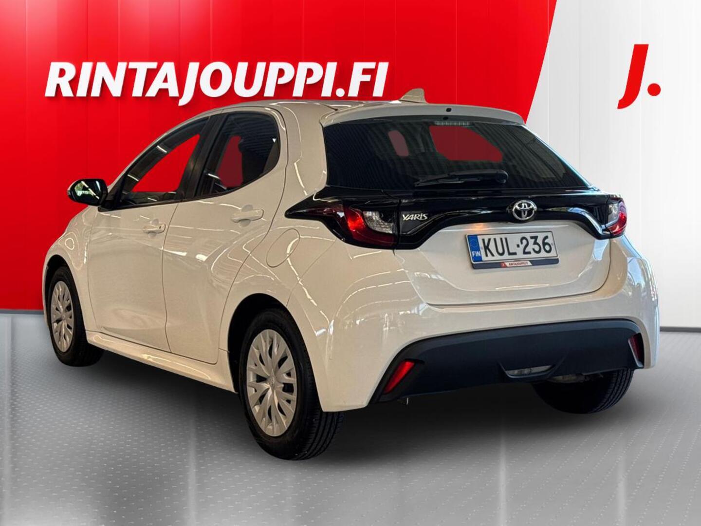 TOYOTA Yaris 2