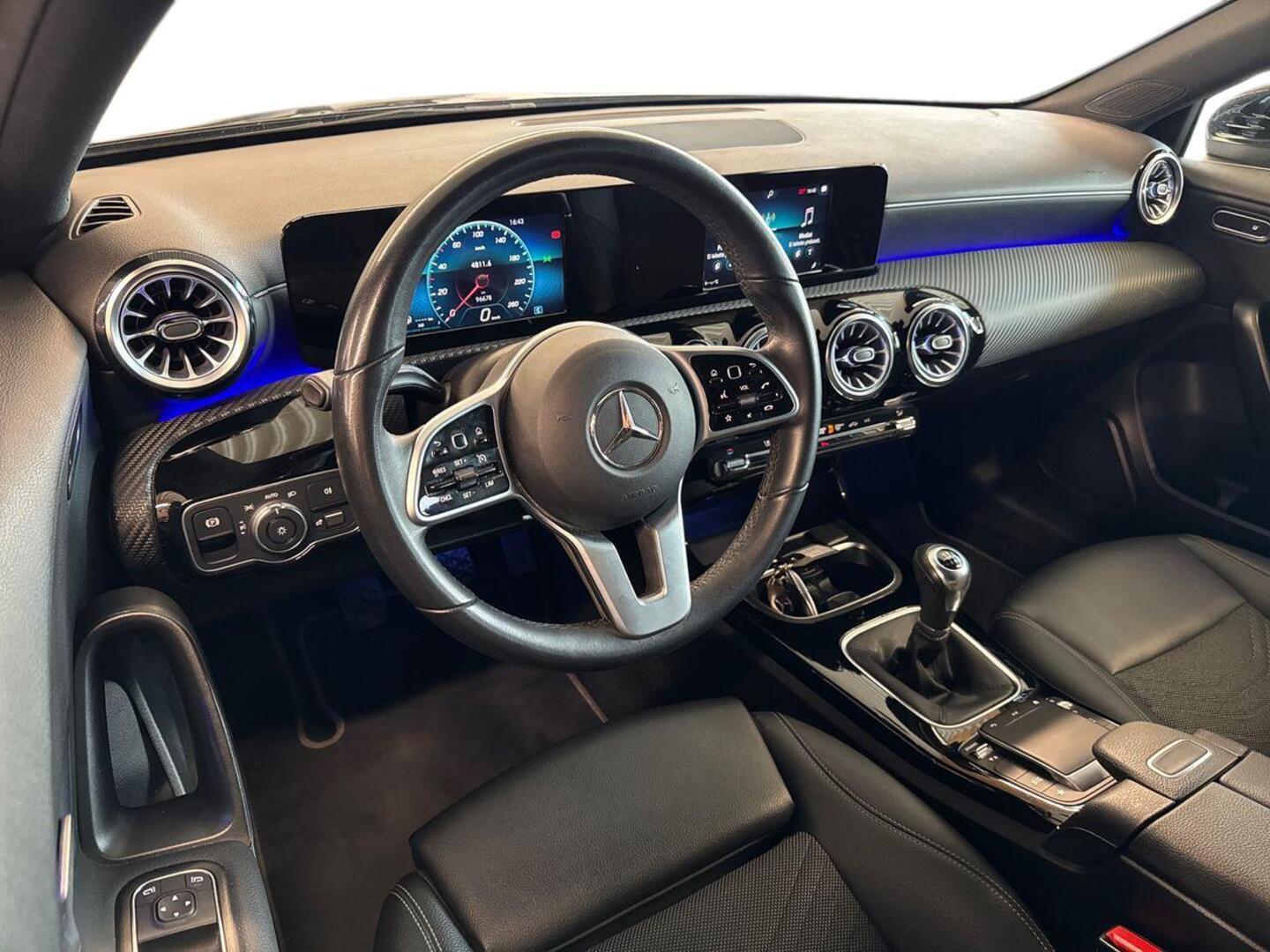 MERCEDES-BENZ A 7