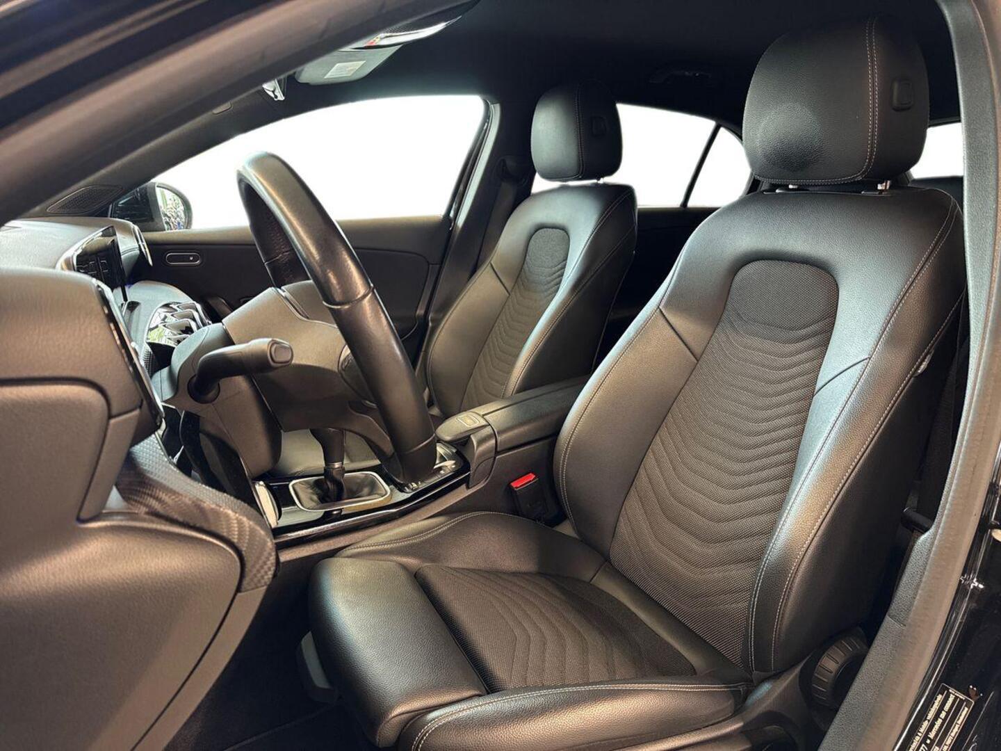 MERCEDES-BENZ A 9