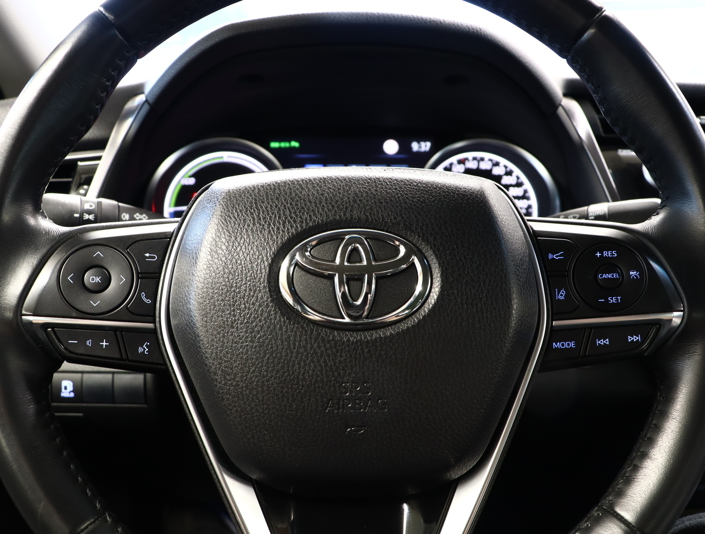 TOYOTA Camry 2019