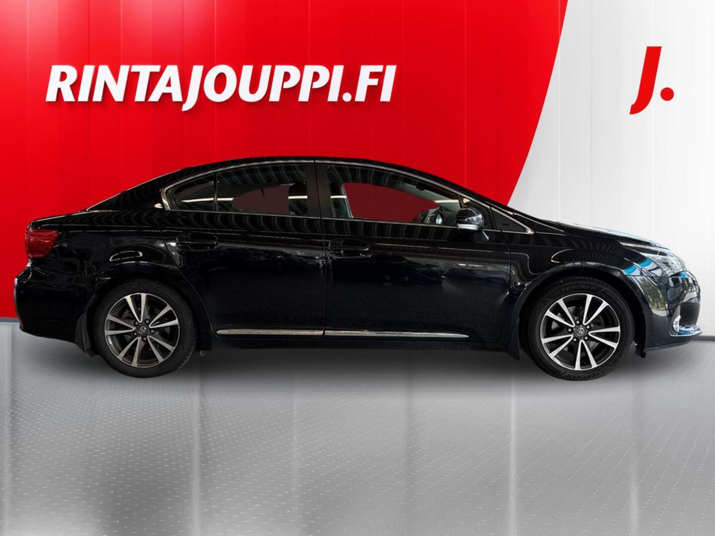 TOYOTA Avensis 2013