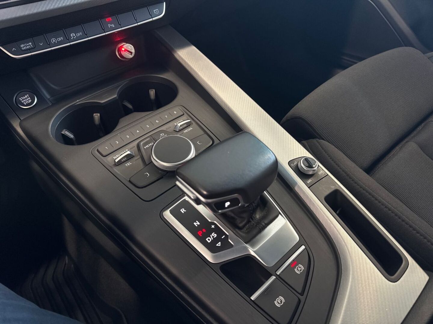 AUDI A4 15