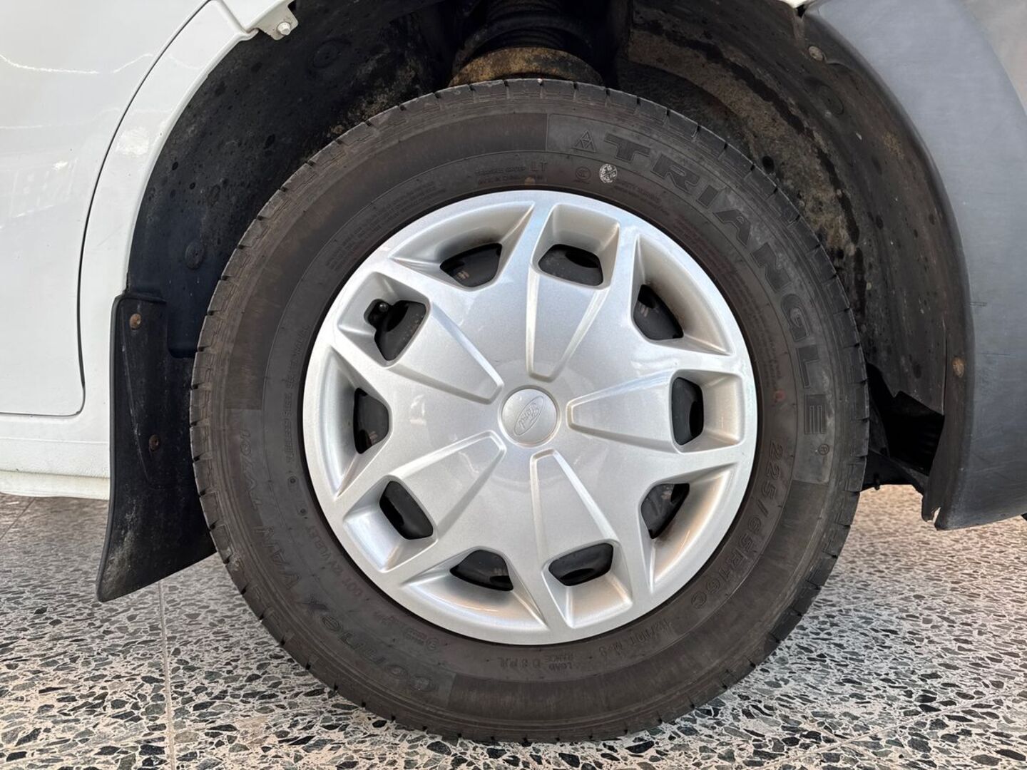 NISSAN NV400 2017