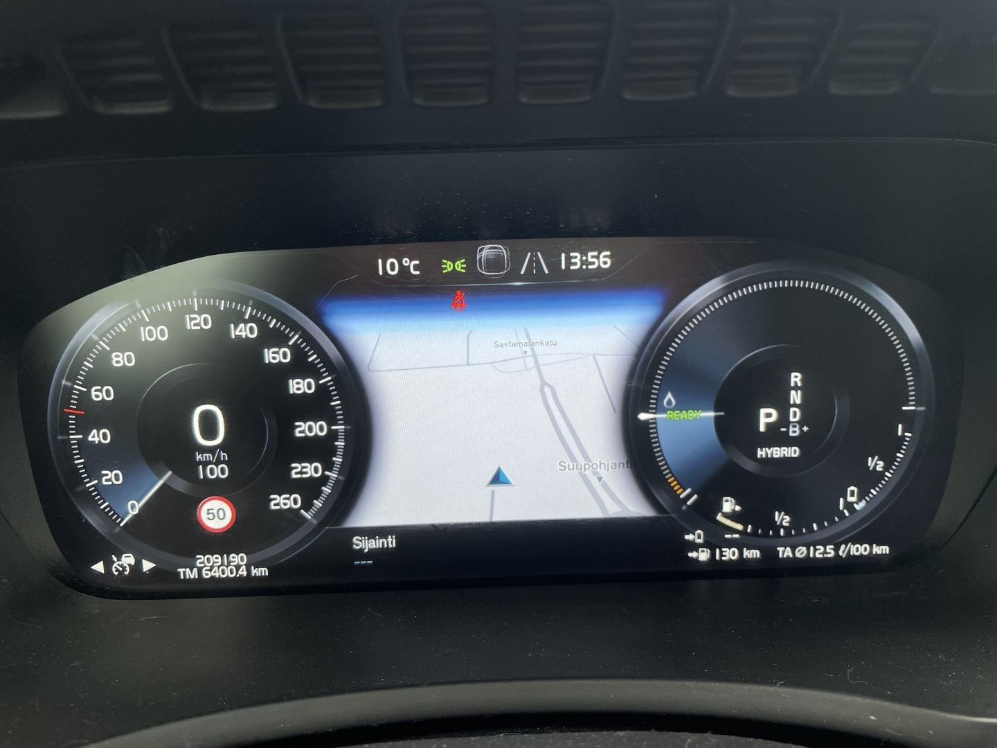 VOLVO XC90 2021