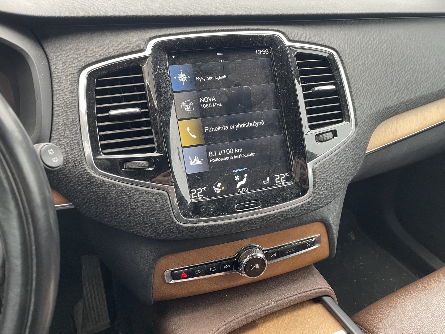 VOLVO XC90 2021